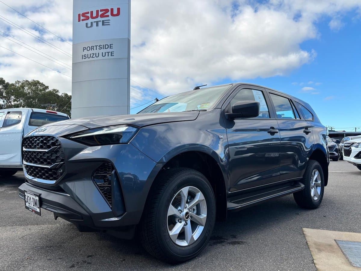 2026 Isuzu MU-X LS-M MY25.5 4x2