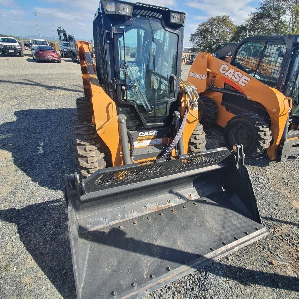 CASE Sr240b