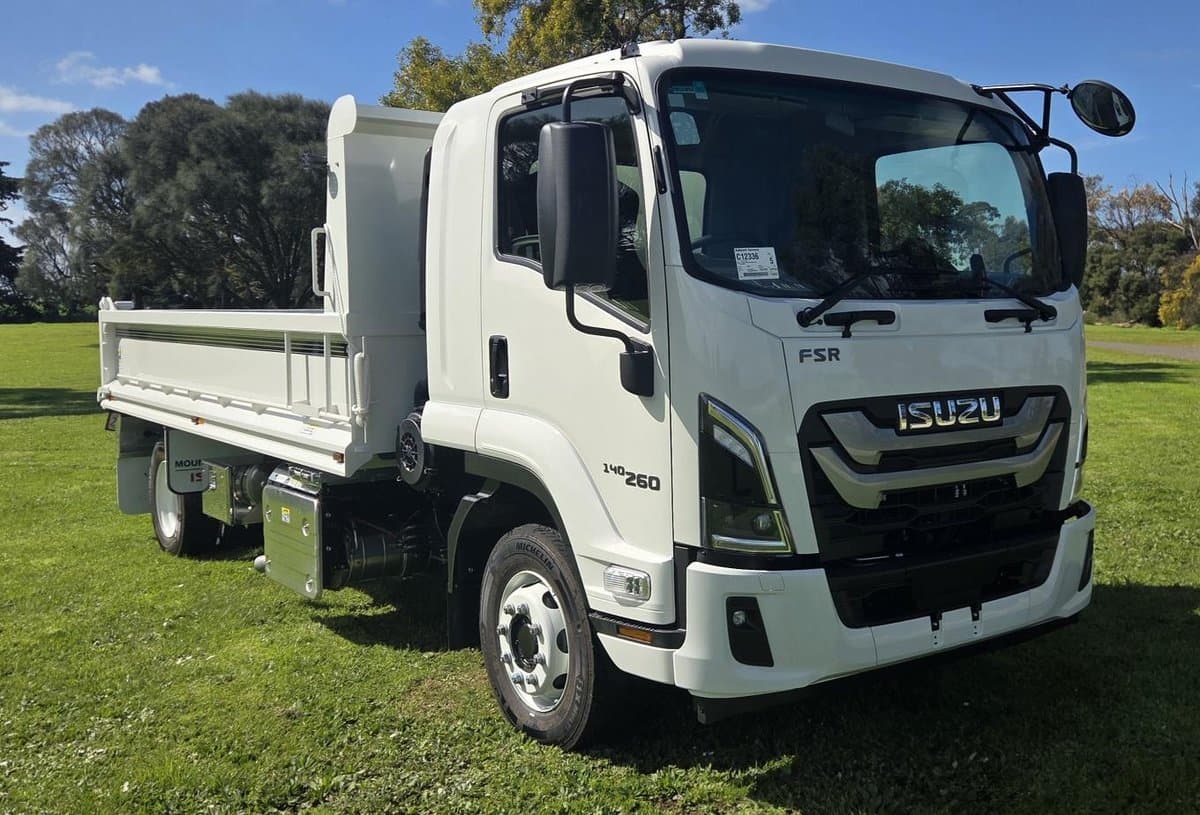 2026 Isuzu F Series FSR 140/120-260 AT R47