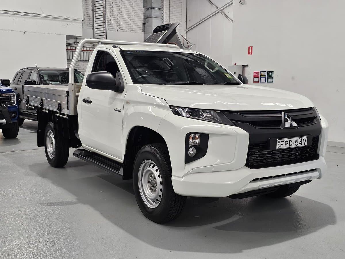 2024 Mitsubishi Triton GLX MR MY23 4x2