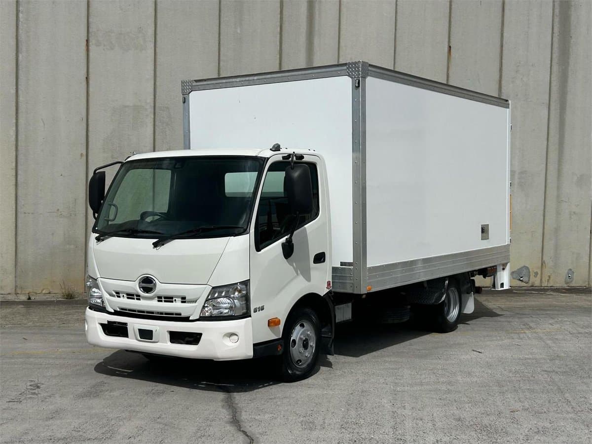 2023 Hino 300 616