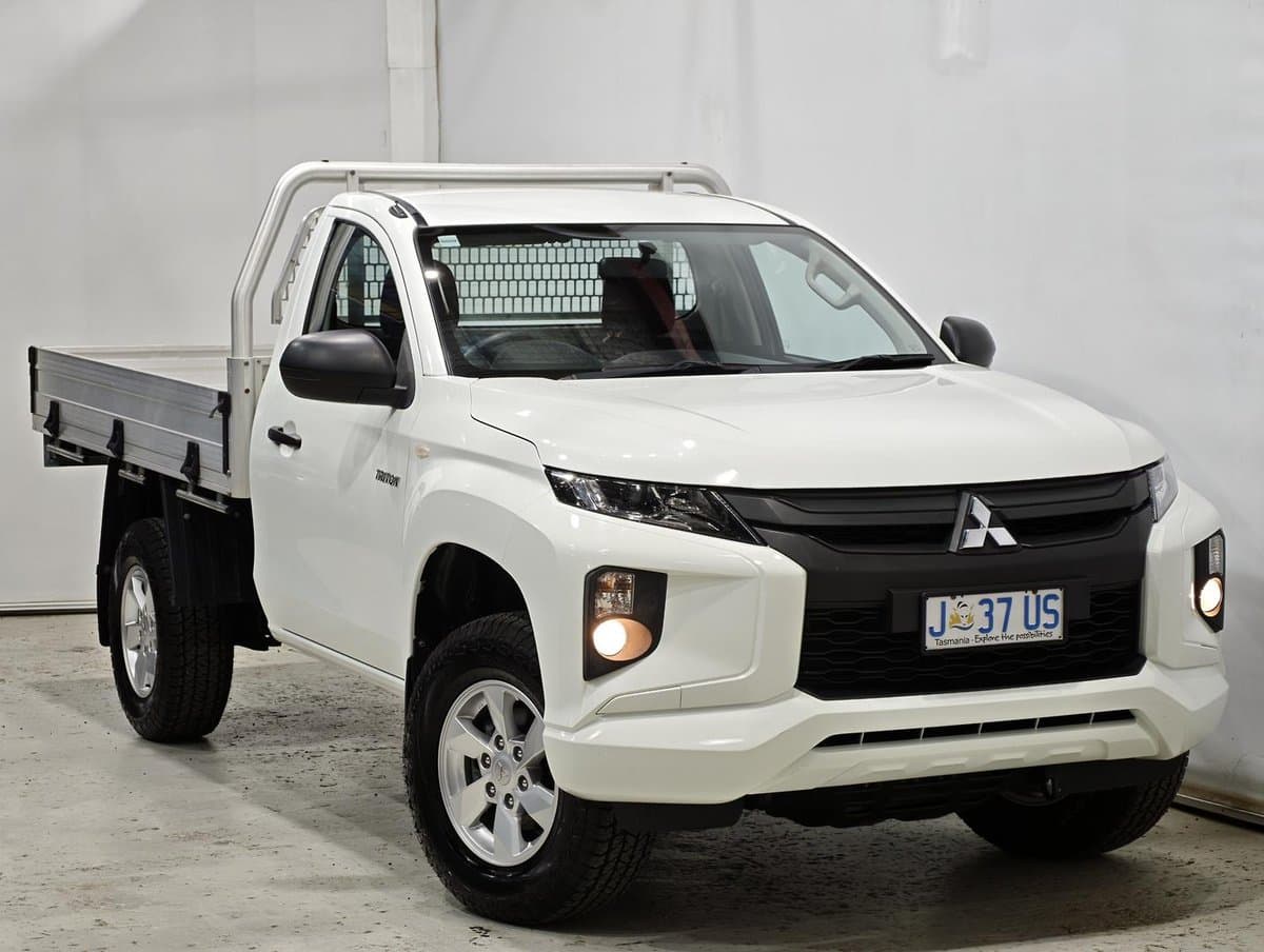 2021 Mitsubishi Triton GLX MR MY21 4x2