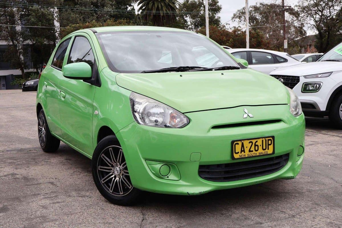 2014 Mitsubishi Mirage ES LA MY14