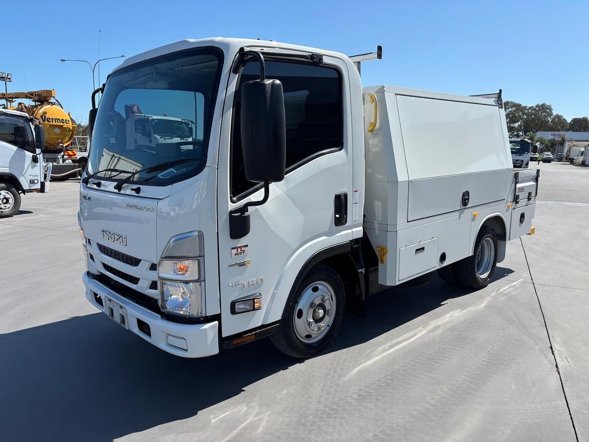 2023 Isuzu N Series NLR 45-150 Servicepack X