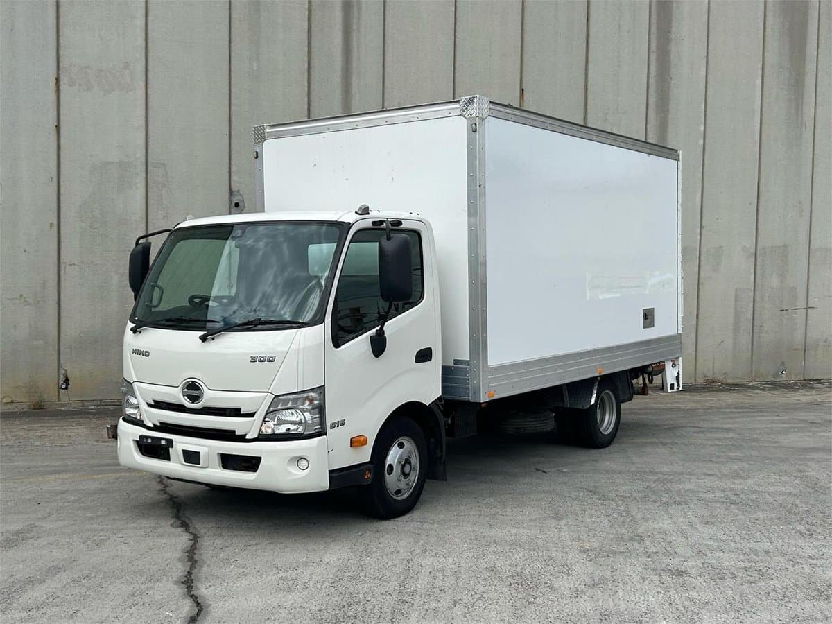 2022 Hino 300 Series 616