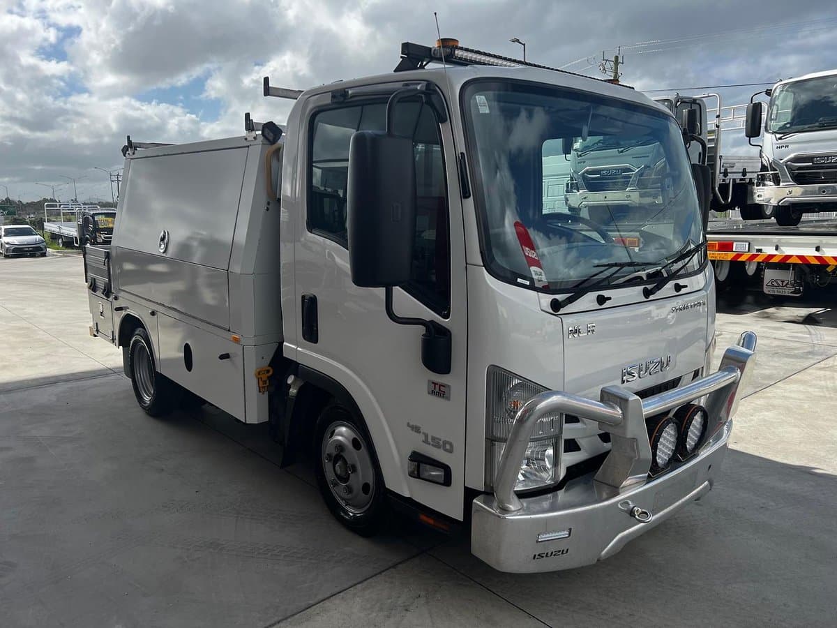 2020 Isuzu N Series NLR 45-150 Servicepack