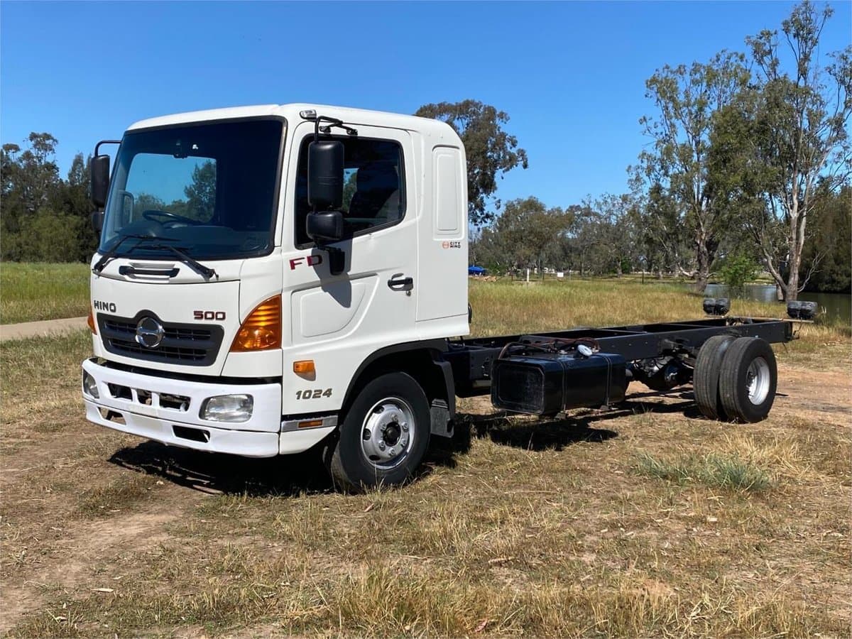 2010 Hino 500