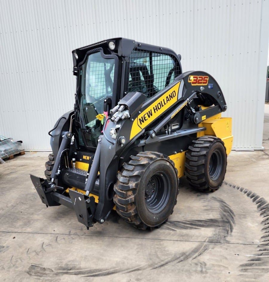 2023 NEW HOLLAND CONSTRUCTION L325