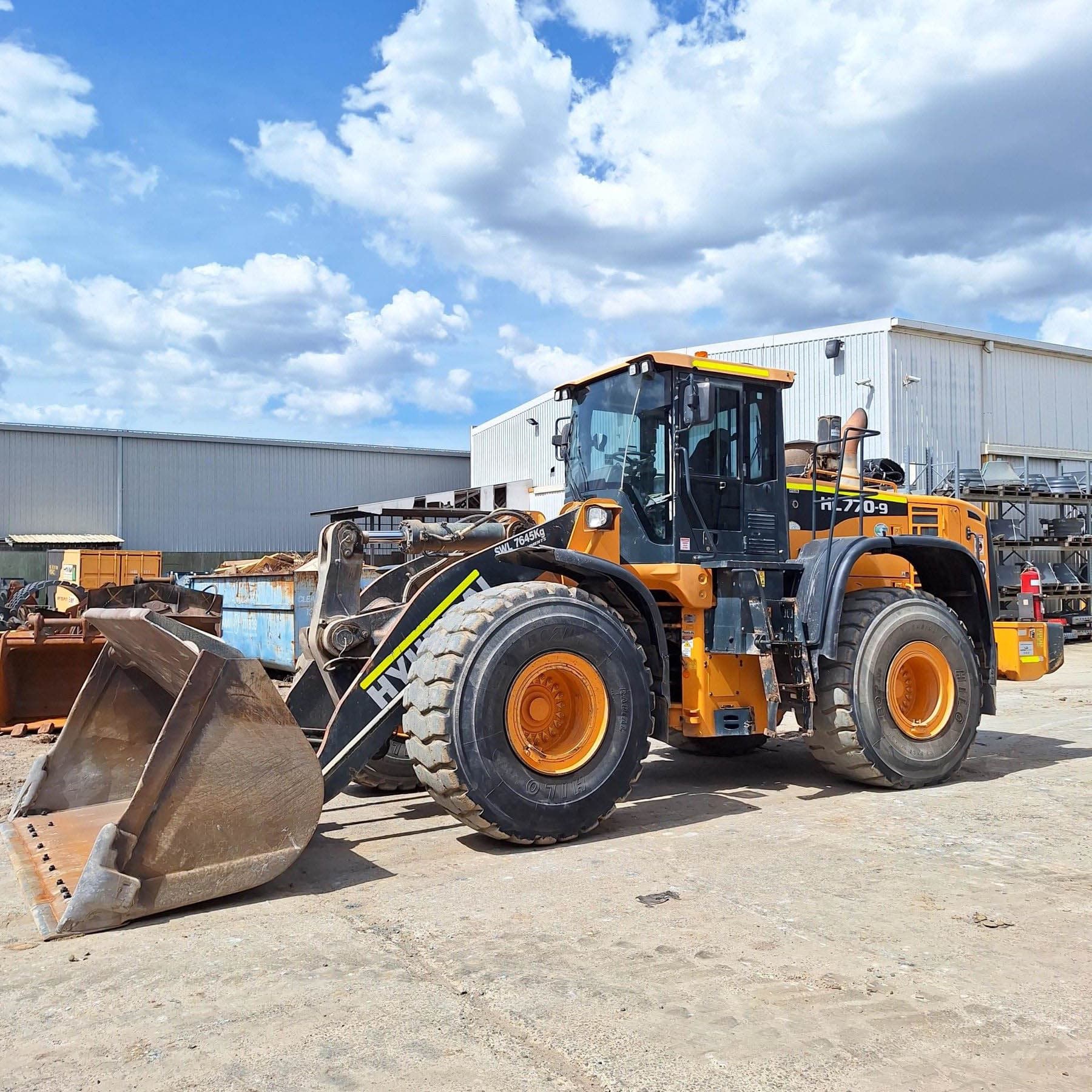 Hyundai HL770-9