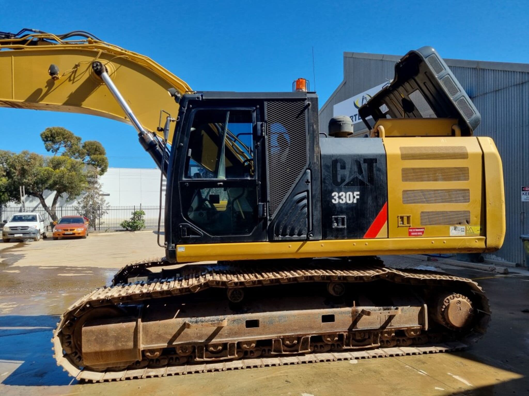 Cat 330FL