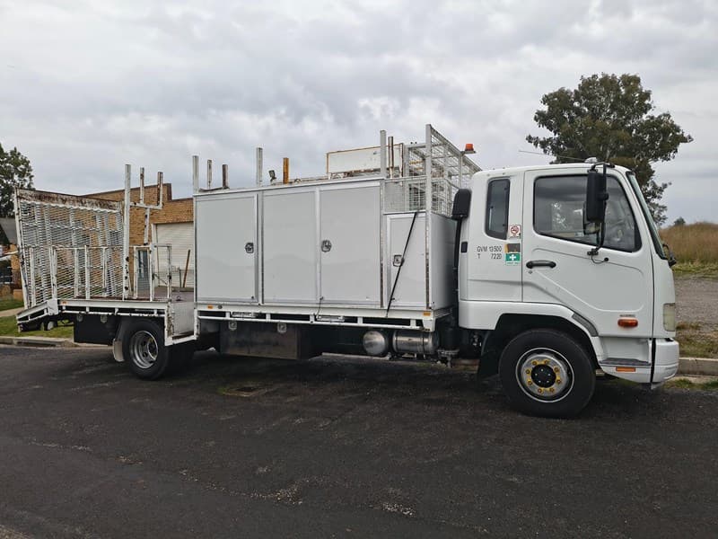 2015 FUSO FIGHTER
