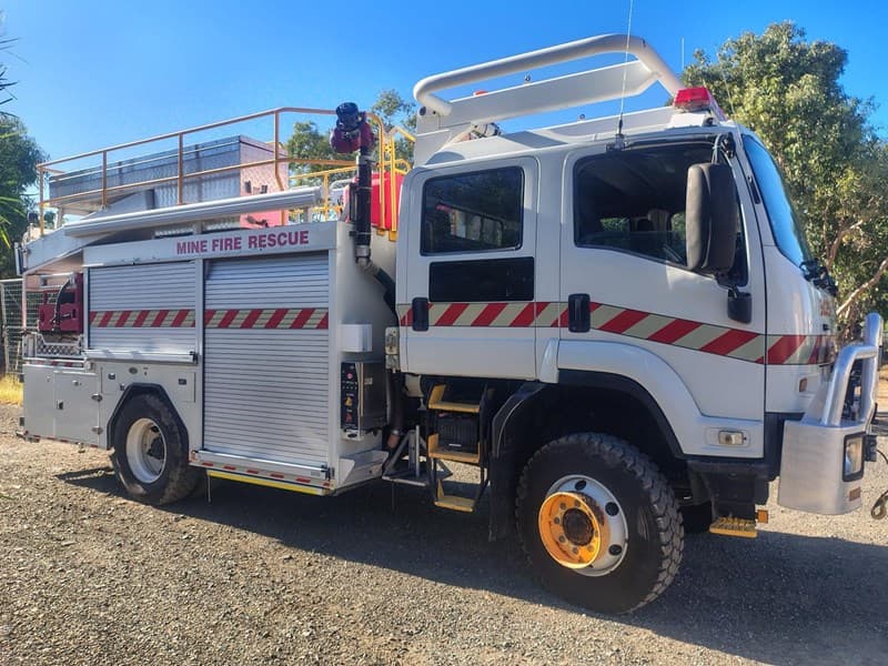 2010 ISUZU F SERIES