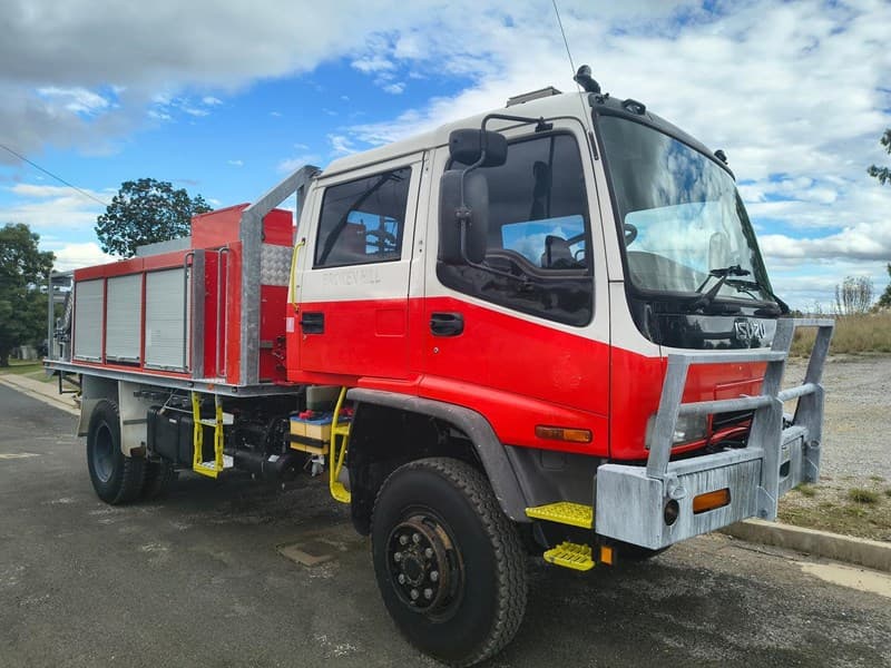 2002 ISUZU F SERIES