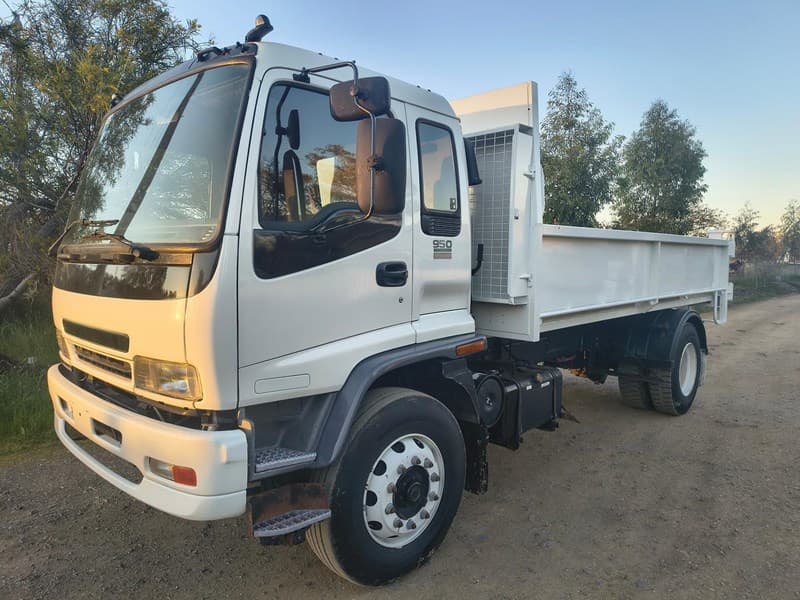 2006 ISUZU F SERIES