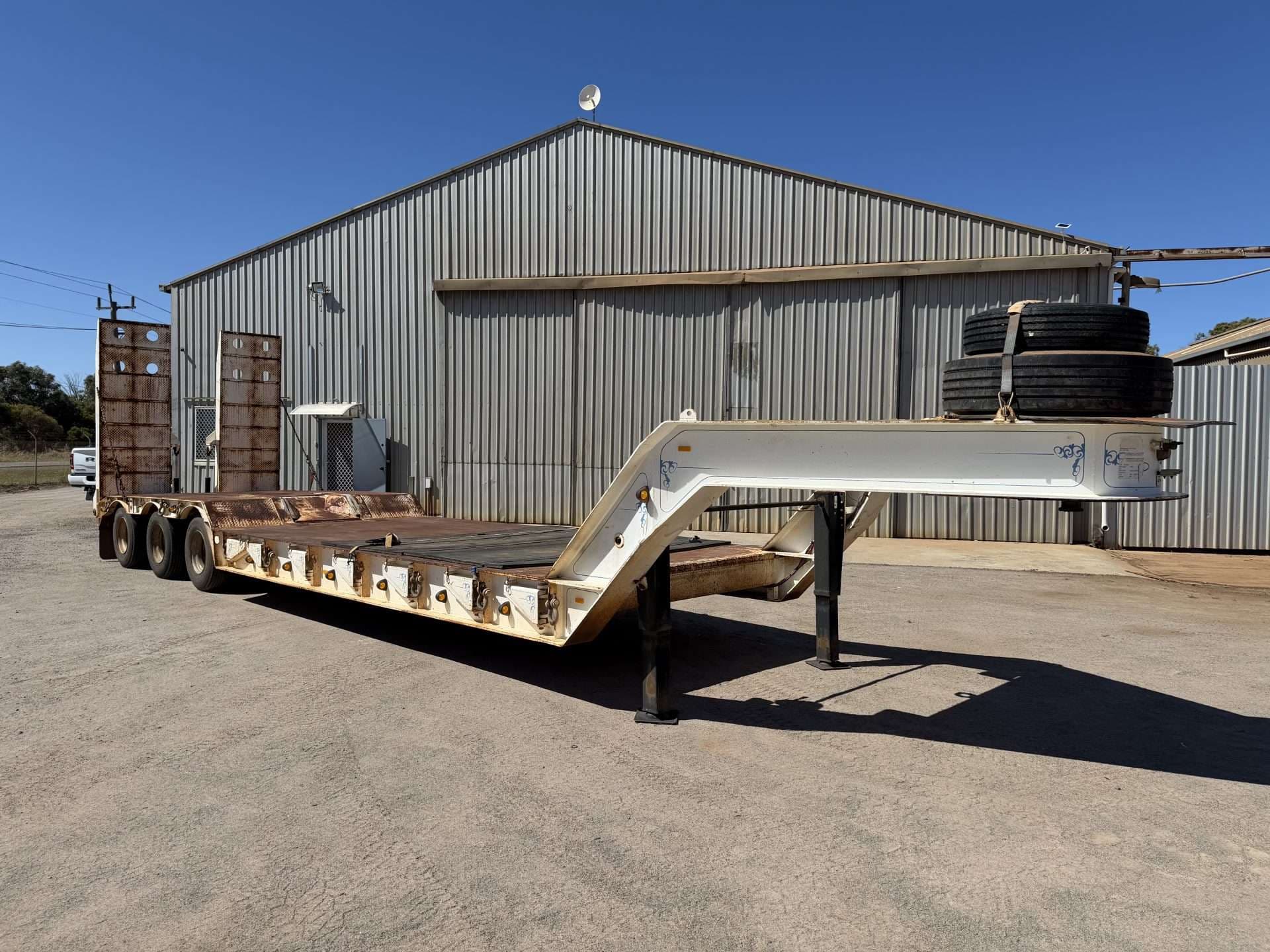 Brentwood Low Loader