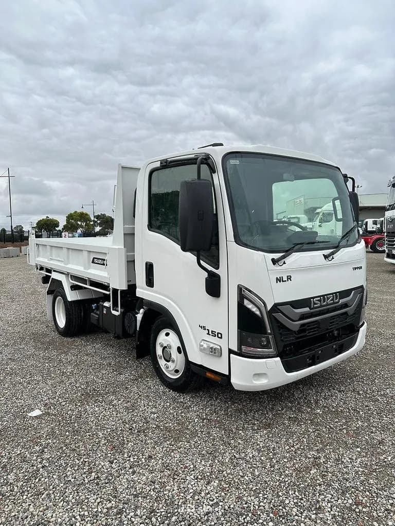 2026 Isuzu N Series NLR 45-150 DT D25 Tipper Automatic