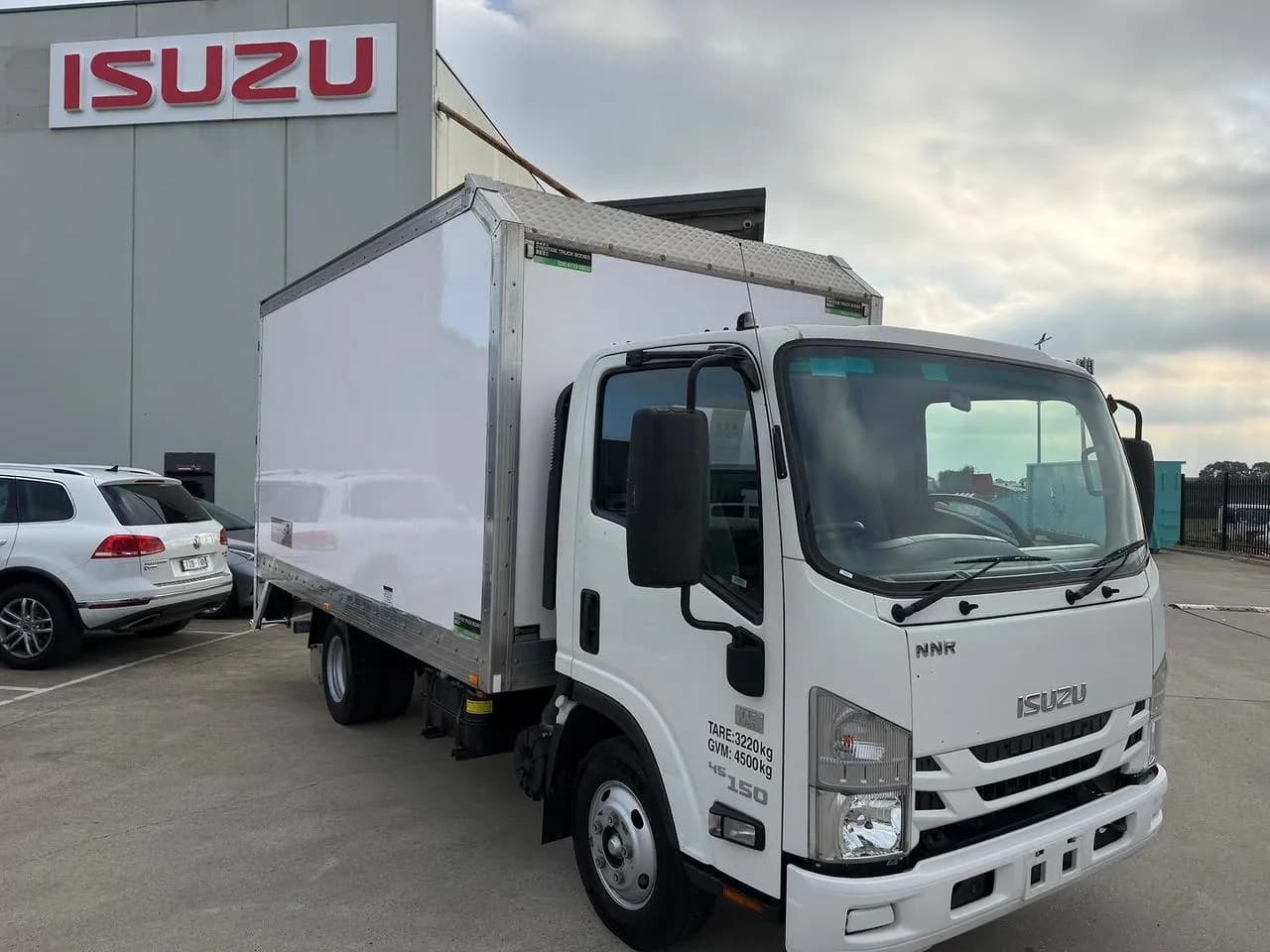 2019 Isuzu N Series NNR 45-150 Automatic