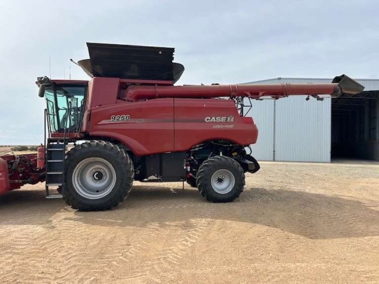 CASE IH 9250 Header(Combine)