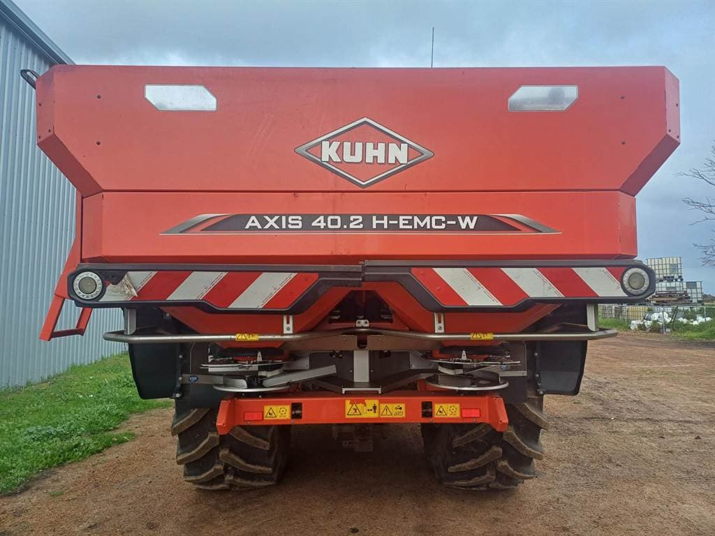 2022 Kuhn Axis 40.2