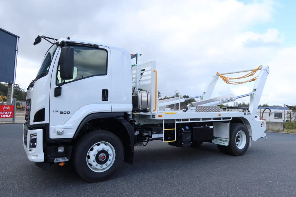 2026 Isuzu FVR 170-300 Auto SKIP BIN LIFTER TRUCK