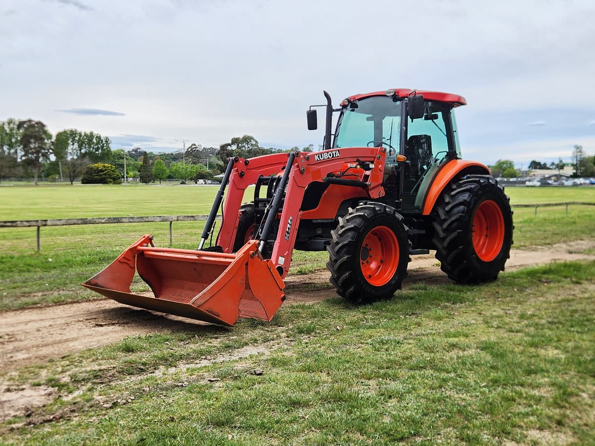 Kubota M9540 95Hp 4x4 Cab Loader Tractor 4in1 Bucket – 1250 hrs