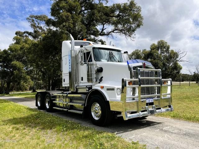 2020 KENWORTH T659 6X4