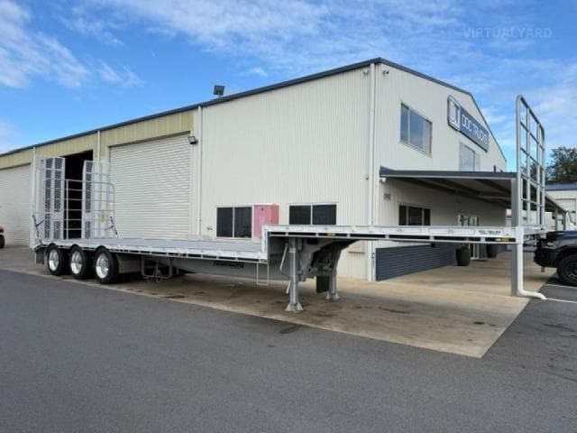 2026 44 TRI AXLE DROP DECK