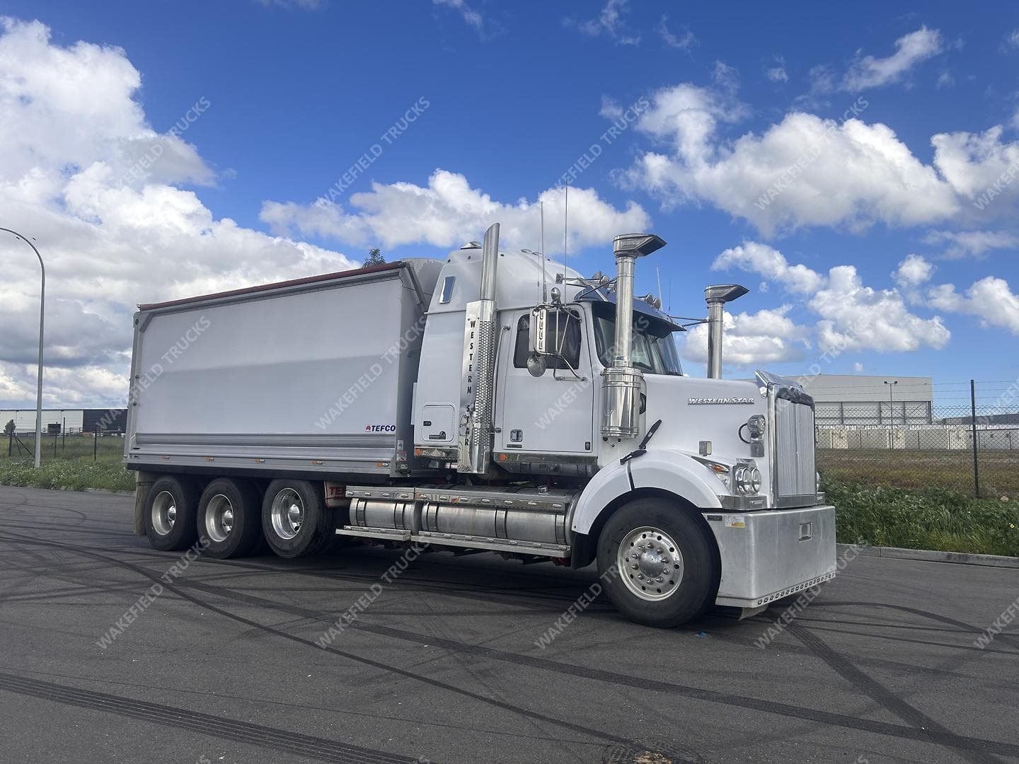 2021 Western Star 4800 Series 4800 FXB Tefco