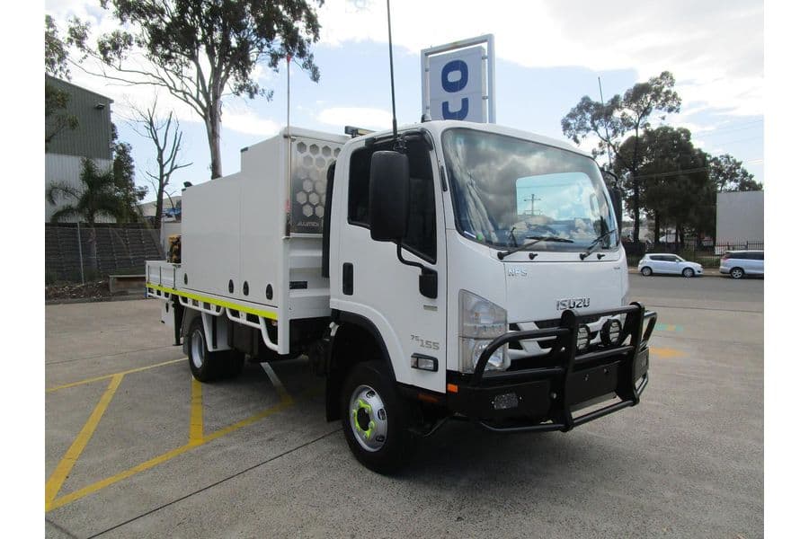 2020 Isuzu N Series NPS 45/75-155 Service Vehicle (White)