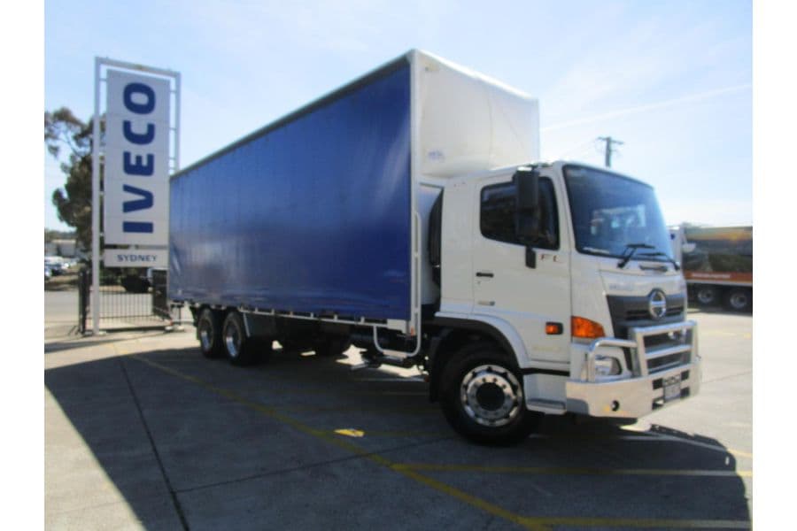 2022 Hino 500 Series FL2628 Auto Curtainsider